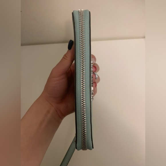 MICHAEL MICHAEL KORS Leather Smartphone Wallet Wristlet -Mint Green-NWT - Picture 5 of 13